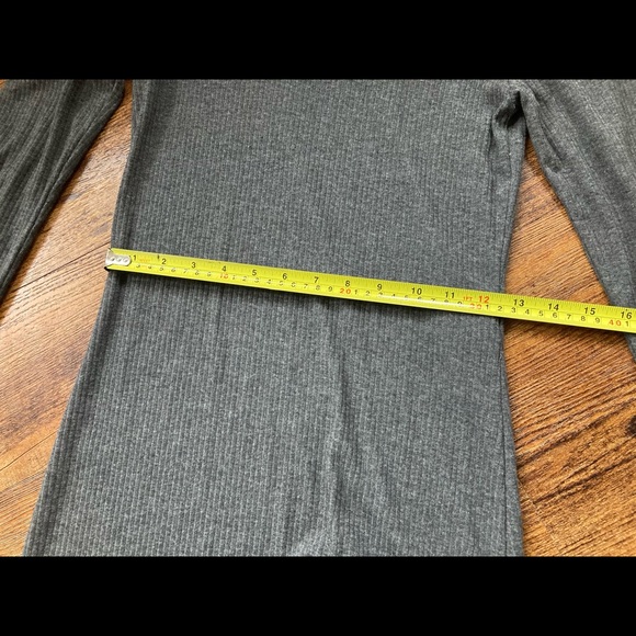 Grey Ribbed Maxi Dress With Slit - Picture 6 of 8